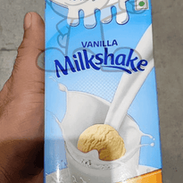 Cavins Vanilla Milkshake (2 X 1L) Groceries
